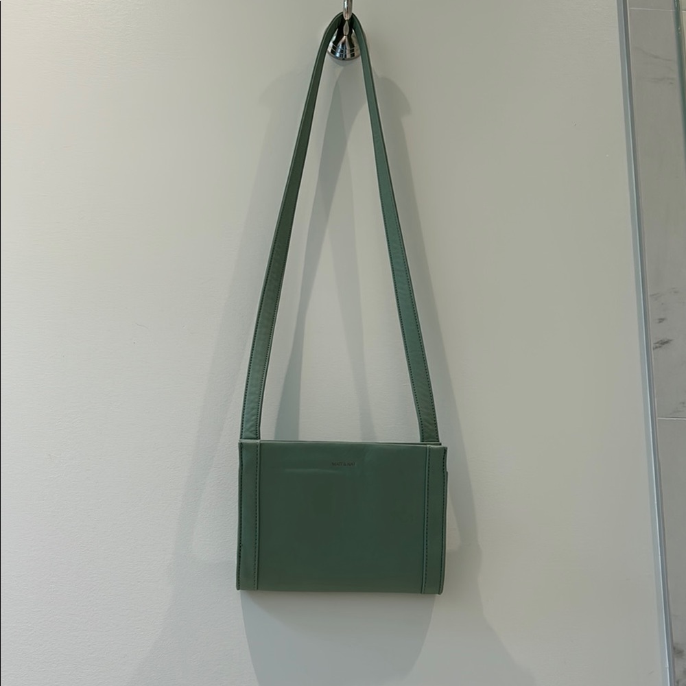 Matt & Nat Mint Green Crossbody Bag - Picture 3 of 12